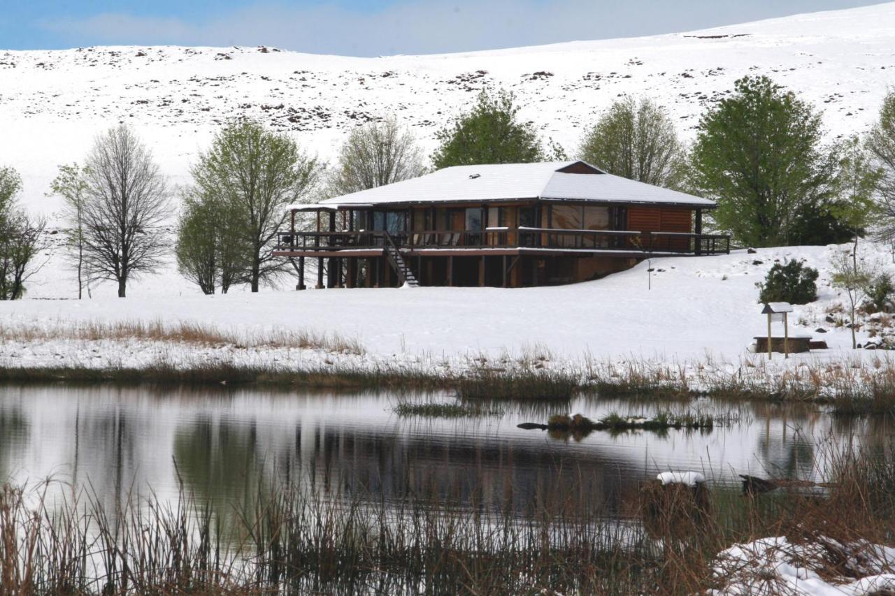 Sani Valley Nature Lodges Himeville Exterior photo