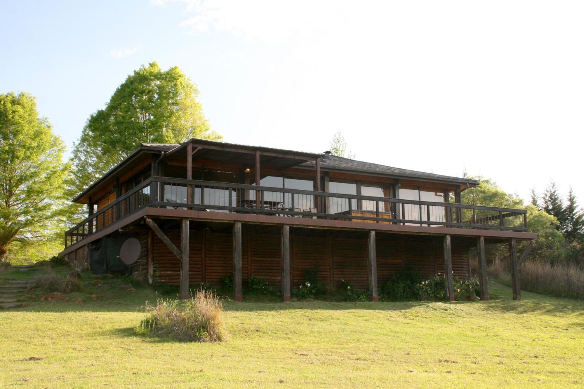 Sani Valley Nature Lodges Himeville Room photo