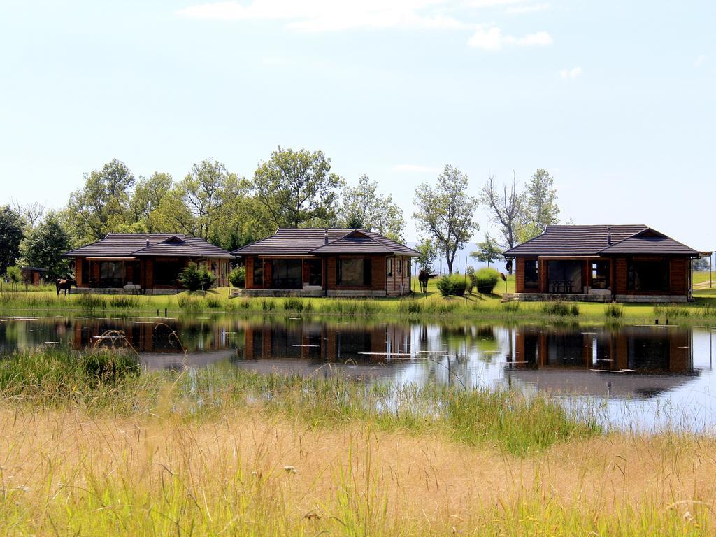 Sani Valley Nature Lodges Himeville Exterior photo